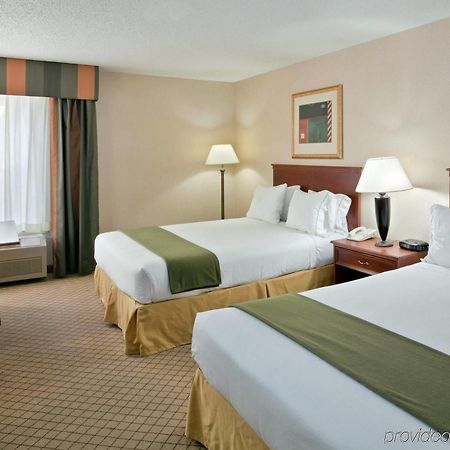 Windsor Inn & Suites Dodge City Værelse billede