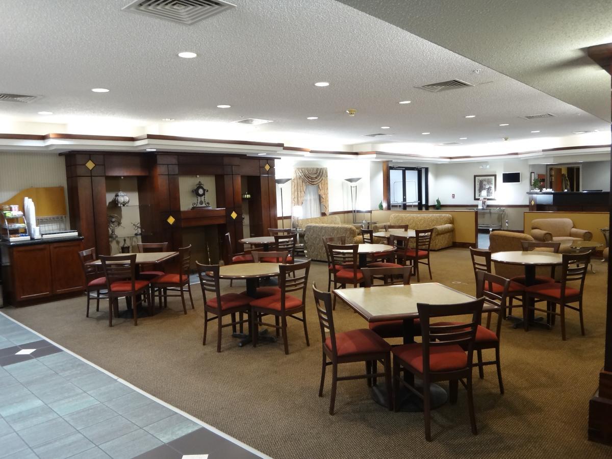 Windsor Inn & Suites Dodge City Eksteriør billede
