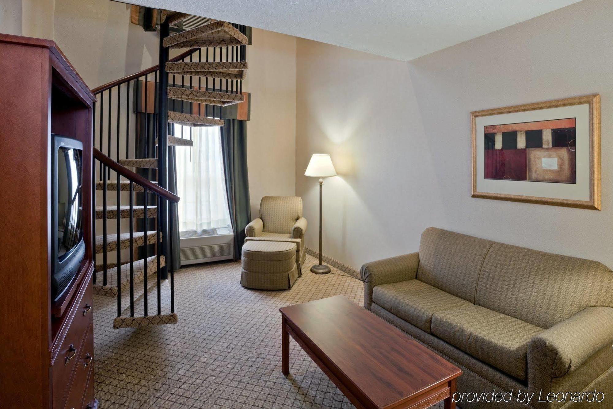 Windsor Inn & Suites Dodge City Eksteriør billede